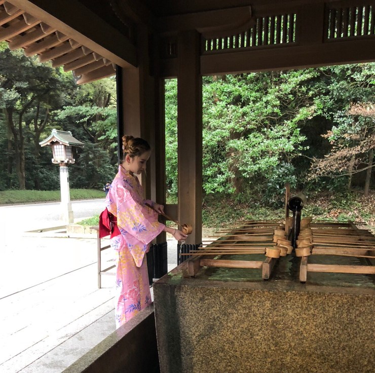 Japonaise en Kimono