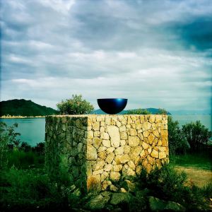 Kazuo Katase - Drink a Cup of Tea - Naoshima