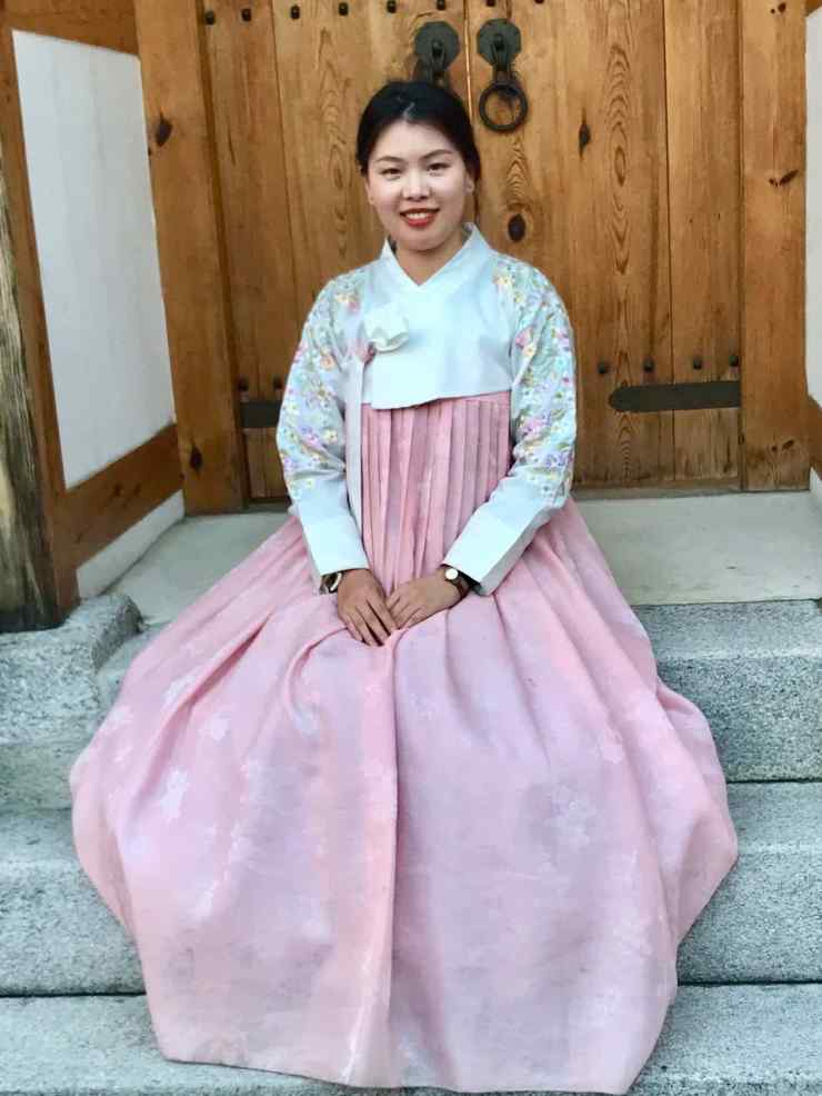 Jeune fille en Hambok