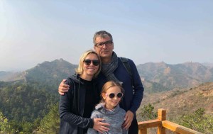 Tous les trois devant la Grande Muraille - Jinshanling- Chine