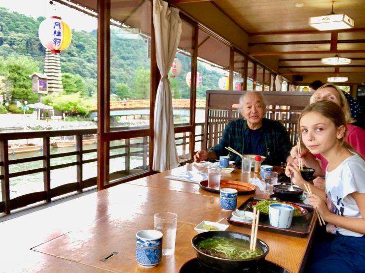 Avec Shige, notre guide volontaire