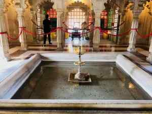 Fontaine intérieure - City Palace - Udaipur - Rajasthan - Inde