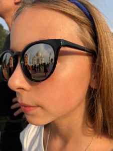 Reflet du Taj Mahal dans les lunettes d'Eden - Agra - Inde