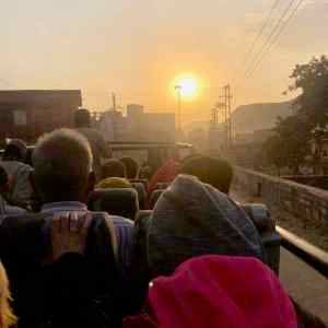 Lever de soleil dans notre Bus- Safari - Ranthambore - Rajasthan - Inde