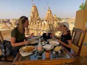 Déjeuner face au temple- Jaisalmer - Rajasthan - Inde