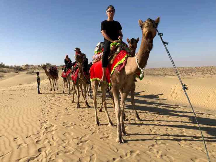 Caravane, et Geo est en tête ! - Désert du Thar - Rajasthan - Inde