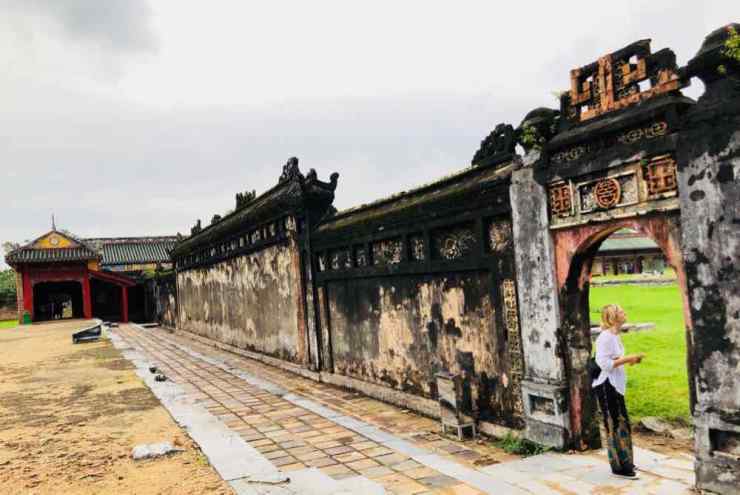 Dans les ruines de la Cité Pourpre Interdite - Cité Impériale - Hue - Vietnam