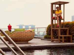 Trop dure la vie de maitre nageur - Hotel Jen - Singapour