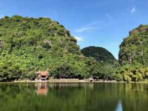Temple - Trang An - Baie d'Halong Terrestre - Vietnam