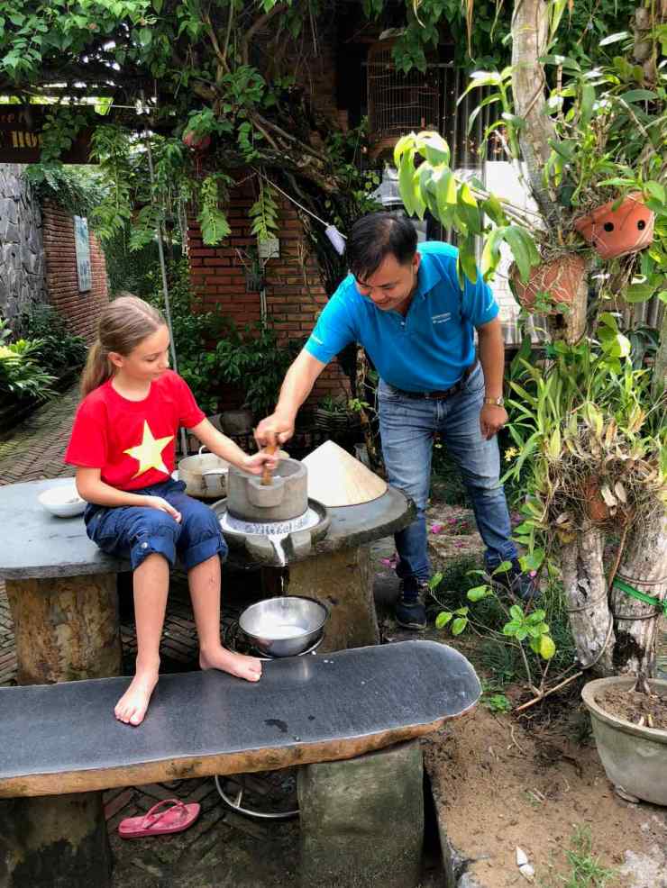 Comment ça marche, ce moulin à riz ? Hoi An - Vietnam