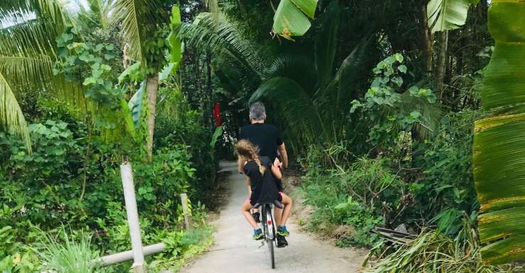 A bicyclette - Mekong - Region de Can Tho - Vietnam