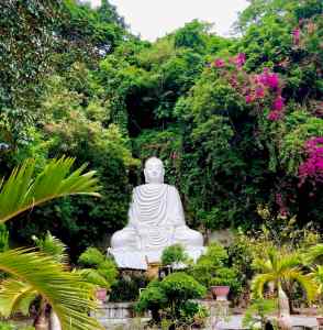 Grand Bouddha - Montagne de marbre - Da Nang - Vietnam
