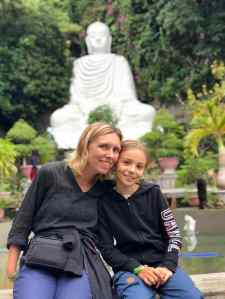 Devant le Grand Bouddha - Montagne de marbre - Da Nang - Vietnam