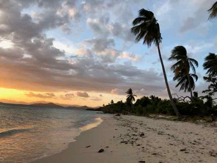 Coucher de soleil sur notre ile déserte - Palawan - Philippines
