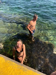 Petit rafraichissement à Clovelly Beach - Coastal Walk - Sydney - Australie