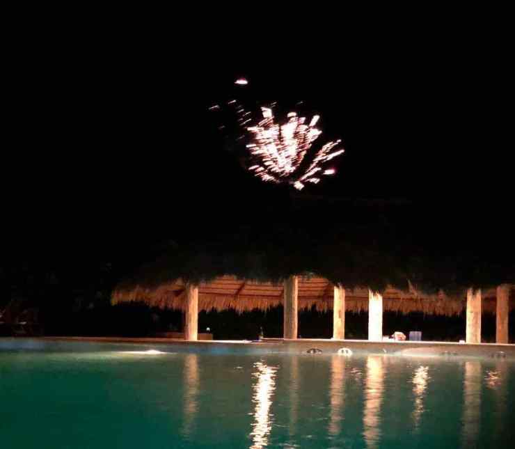 Feu d'artifice pour le 31 Décembre - Siquijor- Philippines