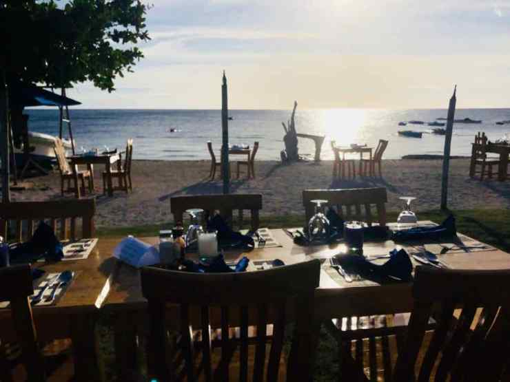 Notre table dressée pour le réveillon - Siquijor - Philippines