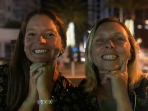 Les filles, 20 ans après. Trop contentes de se retrouver ! - Gold Coast - Australie