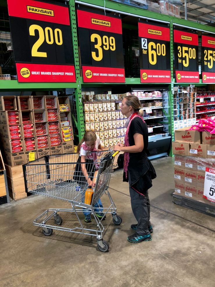 Perdues dans le PaknSave - Aukland - Nouvelle Zélande