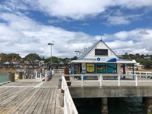 Le ponton et l'office de tourisme de Russel - Bay of Island - Nouvelle-Zélande