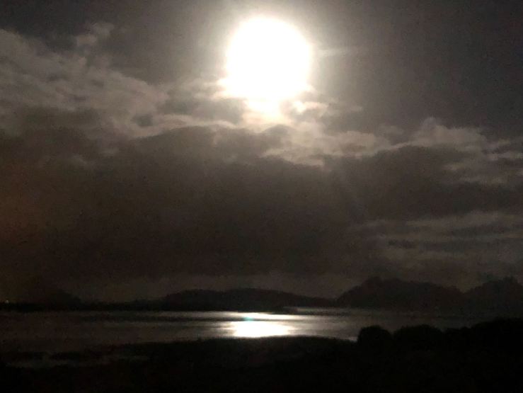 Ruakaka Beach au clair de lune - vue de notre van - Northland - Nouvelle Zélande