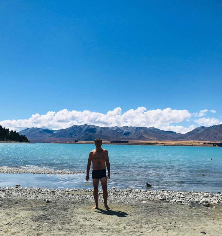 Geoffrey le courageux baigneur - Lac Tekapo - Nouvelle-Zélande