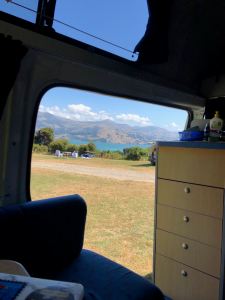 Vue depuis le van - Banks Peninsula - Nouvelle-Zélande