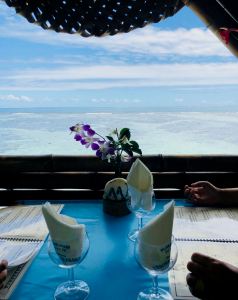 Notre table à "la plage de Maui" - Tahiti Iti - Polynésie