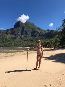 Petite marine sur la plage d'Anaho - Nuku Hiva - Iles Marquises - Polynésie