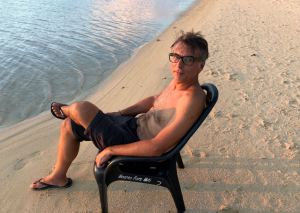 En attendant le coucher de soleil - Fare Miti - Moorea - Polynésie