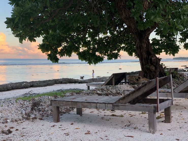 Coucher de soleil au Tifaifai et Café - Huahine - Polynésie