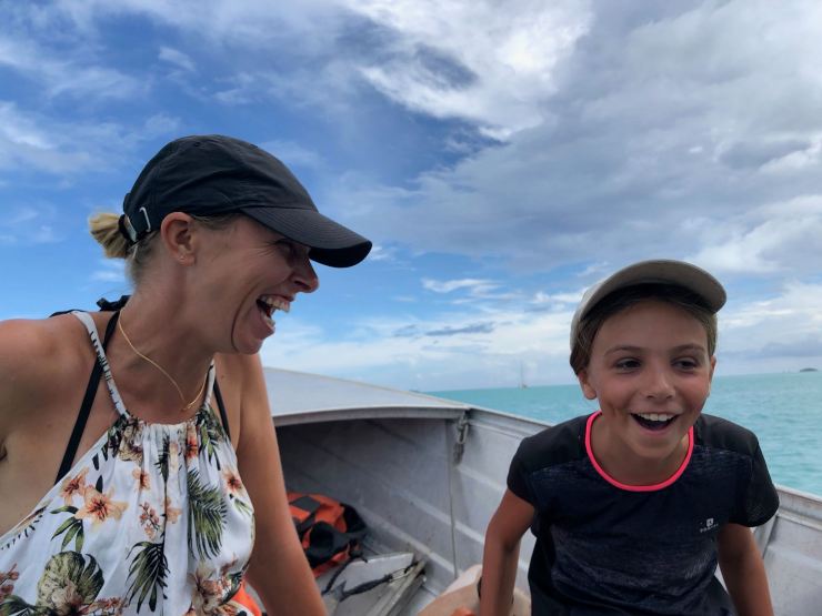 Fou rire mère-fille - Tahaa - Polynésie