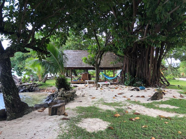 Jardin de la ferme perlière Champon - Tahaa - Polynésie