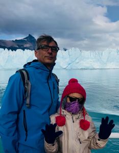 Coucou, on est gelés ! Devant le Perito Moreno- Parc National "Los Glaciares" - Argentine