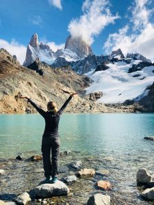 Trop contente ! Trop belle cette marche ! - Laguna de los tres et Fitz Roy - Patagonie - Argentine