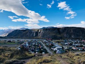 El Chalten vu d'eau haut - Patagonie - Argentine