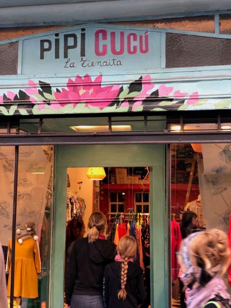 Boutique de créateur au nom ...San Telmo - Buenos Aires - Argentine