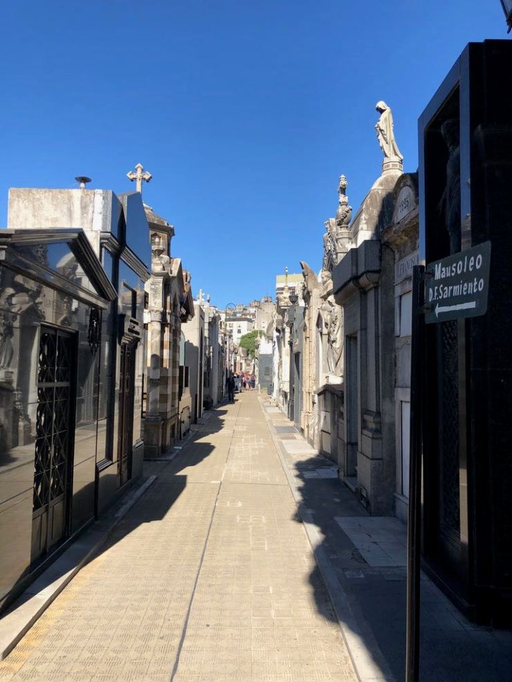 Allée du cimetière de Recoleta - Buenos Aires - Argentine