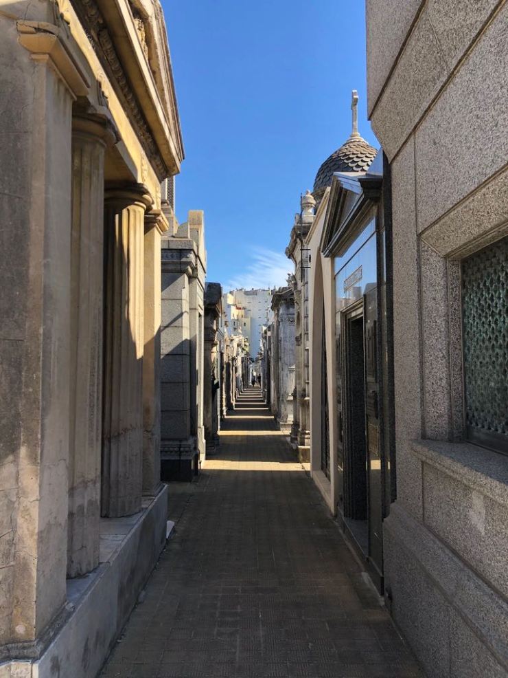 Allée du cimetière de Recoleta - Buenos Aires - Argentine