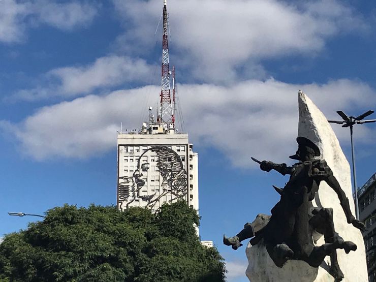 Conquistador y Evita Perron - Avenida 9 de Julio - Buenos Aires - Argentine