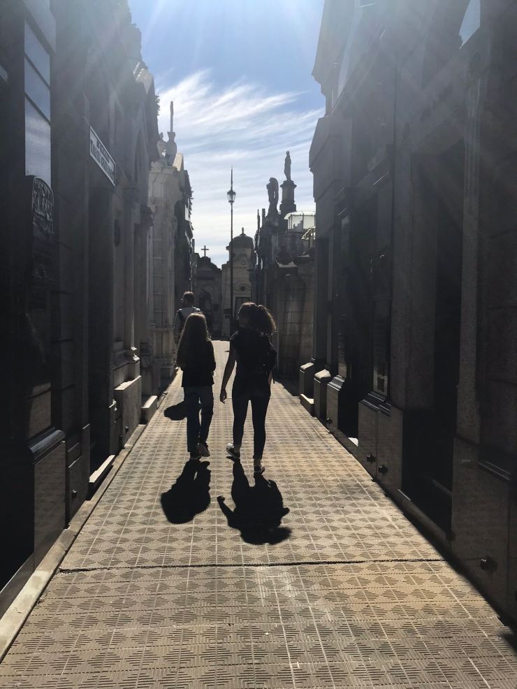Les cousines - Cimetière de Recoleta - Buenos Aires - Argentine
