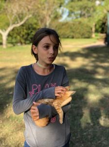 Eden et le chaton - Pampa - Argentine