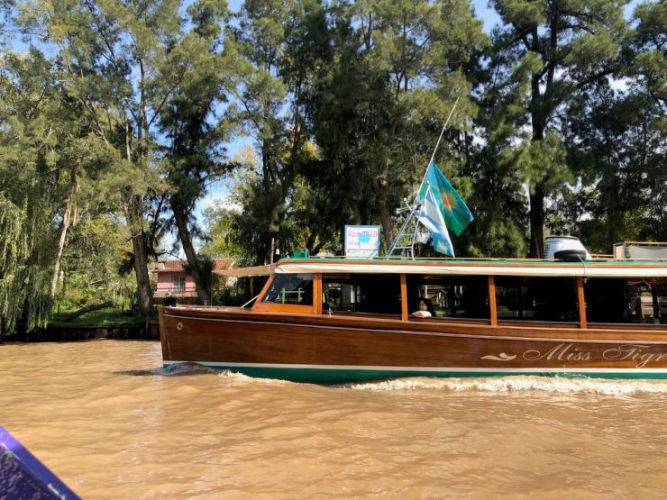 Lancha colectiva - Tigre - Argentine