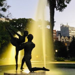 Poésie - Sculpture - Plaza Lavalle - Buenos Aires