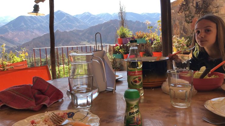 Déjeuner avec vue, sur notre terrasse - Tilcara - Nordeste - Argentine