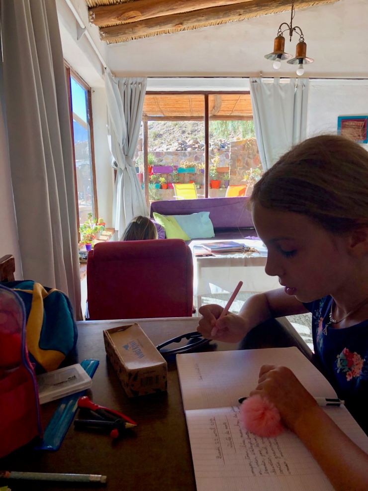 Eden, studieuse - Tilcara - Nordeste - Argentine