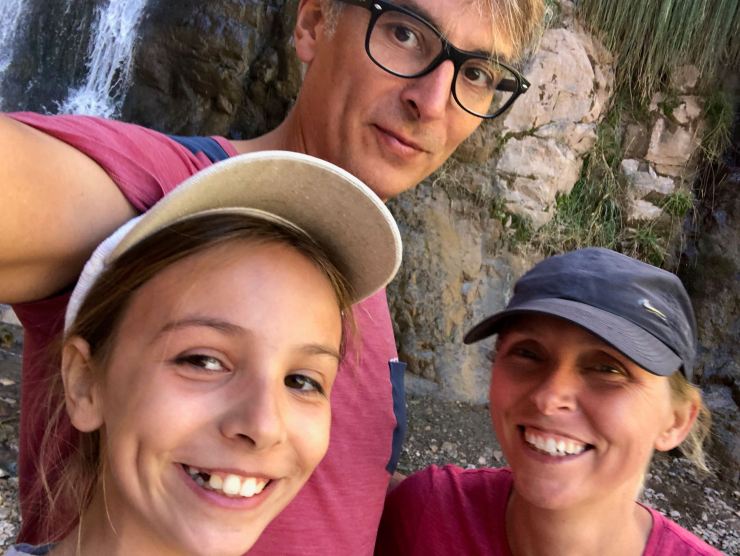 Selfie familial - Au pied de la cascade de la Garganta del Diablo - Tilcara- Nordeste - Argentine