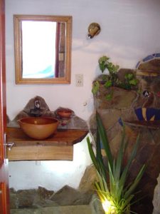 Intégration de plantes dans la salle de bain