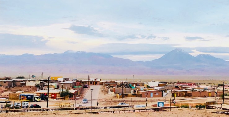 Vue sur San Pedro de Atacama et la Cordillère des Andes - Chili