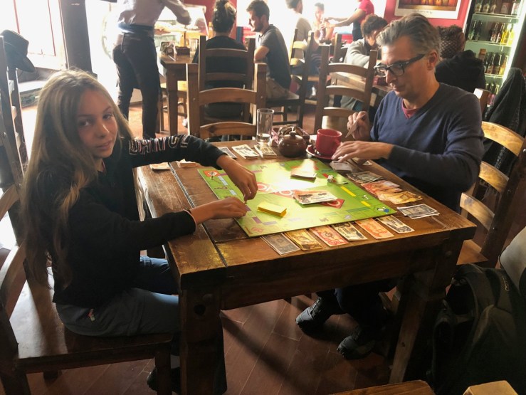 Partie de Monopoly a El Condor - Sucre - Bolivie